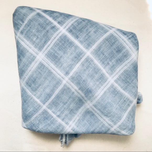 Spring/Summer Scarf - Picture 3 of 3